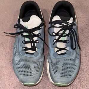 On Cloudstratus 3 Wash Metal size 9.5